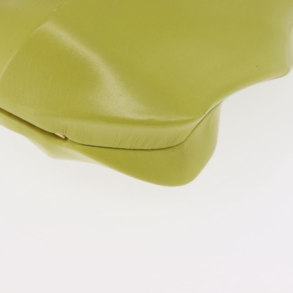 Bottega Veneta The Whirl Clutch Leather Green Leather Clutche & Pouche Bag (Pre-Owned)