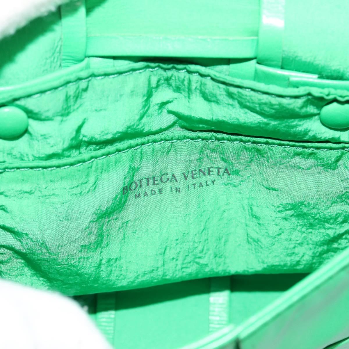 Bottega Veneta Cassette Maxi Intrecciato Leather Green Leather Clutche & Pouche Bag (Pre-Owned)