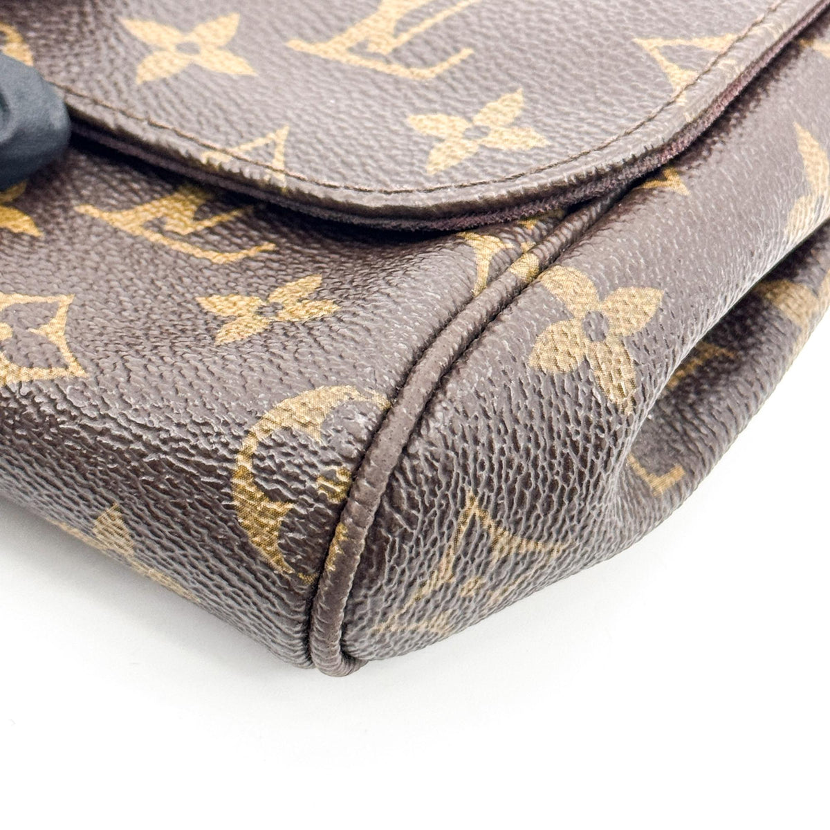 Louis Vuitton Favorite Monogram Canvas Brown Canvas Handbag (Pre-Owned)