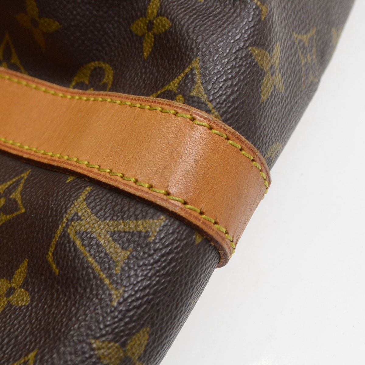 Louis Vuitton Keepall Monogram Canvas Brown Canvas Travel Bag Bag (Pre-Owned)