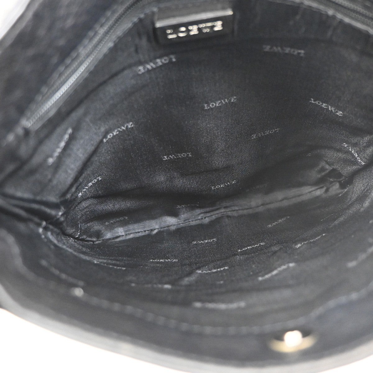 Loewe Anagram Leather Black Leather Shoulder Bag Bag (Pre-Owned)