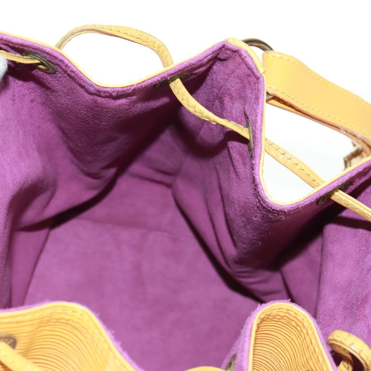 Louis Vuitton Petit Noe Epi Leather Yellow Leather Shoulder Bag Bag (Pre-Owned)