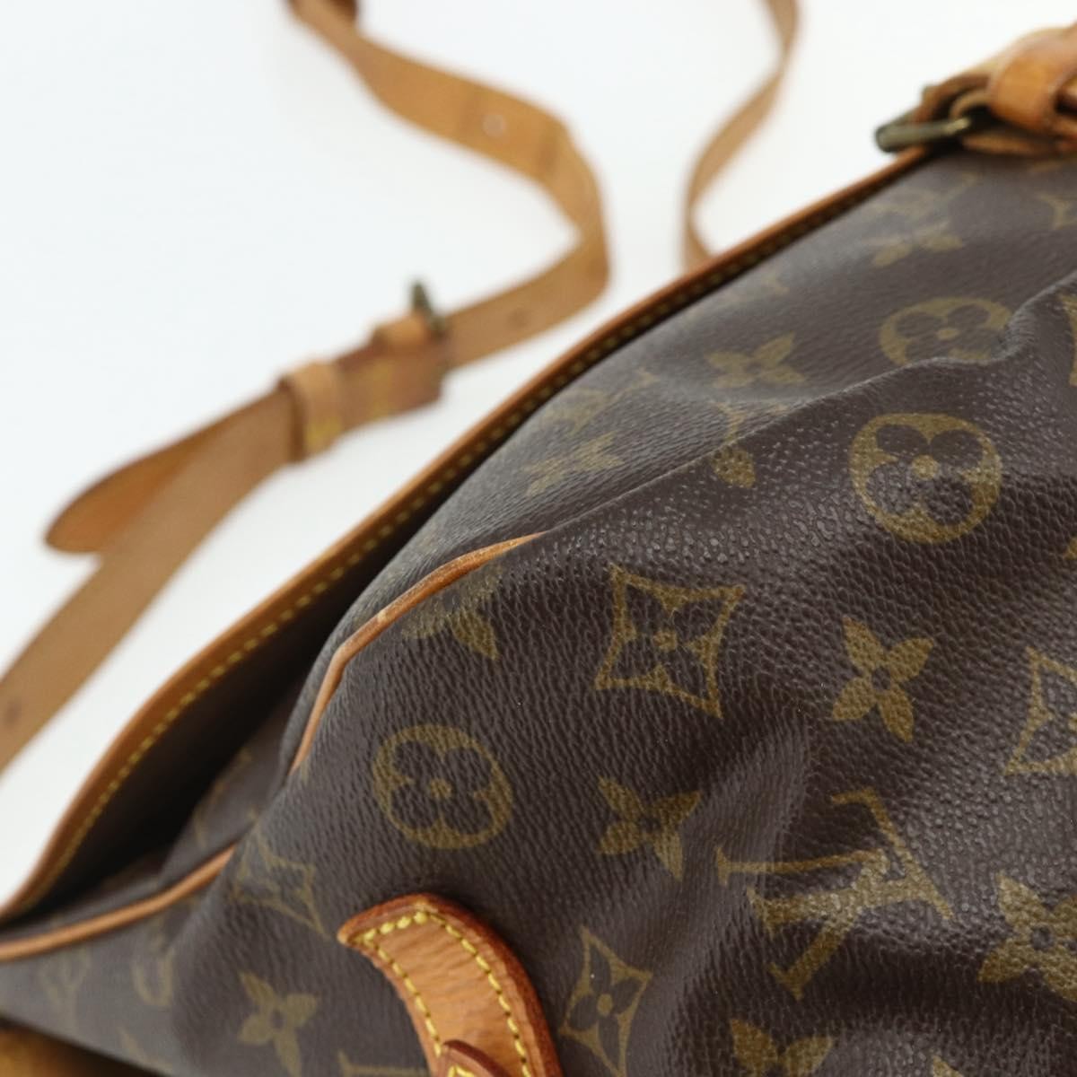 Louis Vuitton Saumur Monogram Canvas Brown Canvas Shoulder Bag Bag (Pre-Owned)