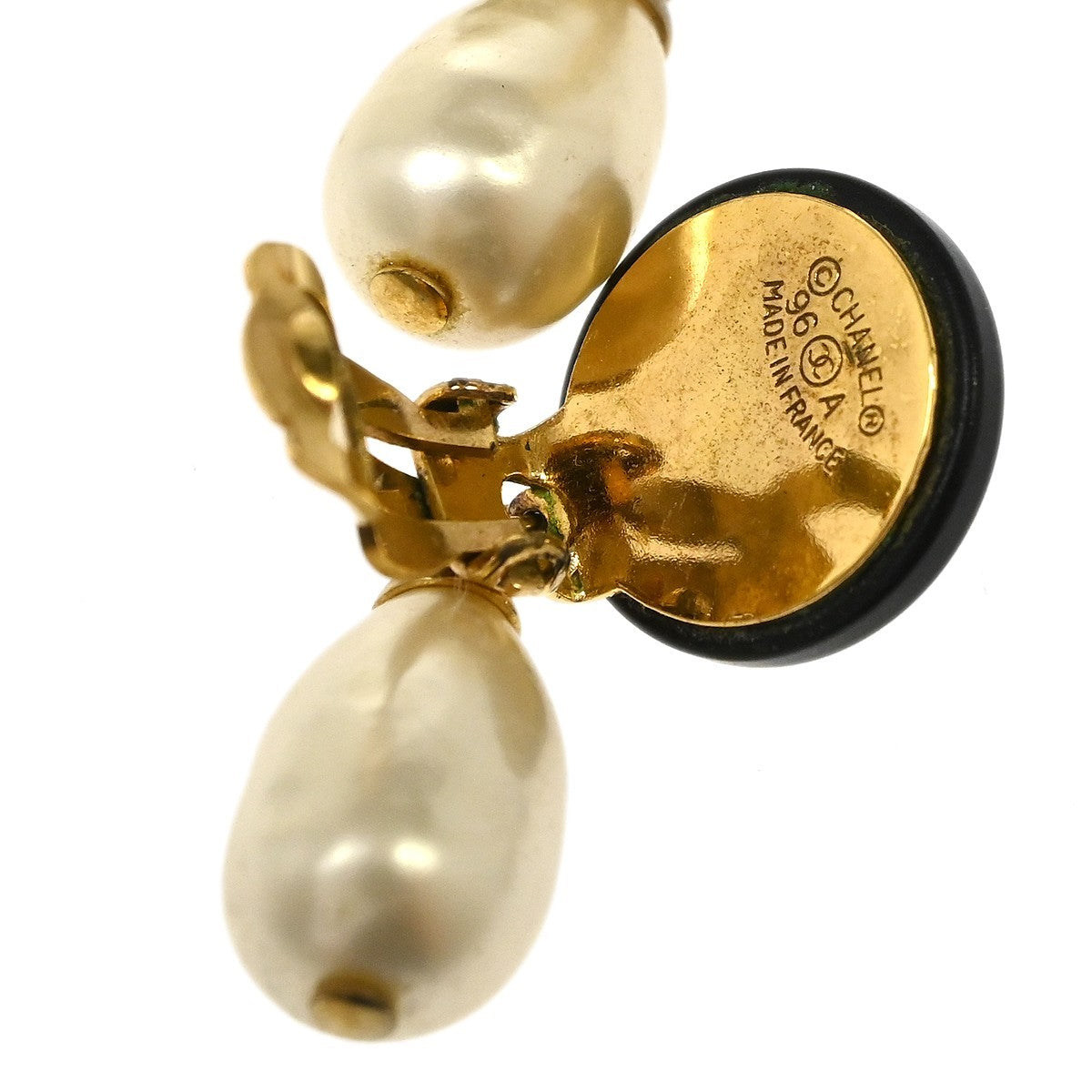 Chanel Vintage Round Cc Dangle Clip-On Metal With Faux Pearl Gold Gold_Plated Earrings Jewelry (Pre-Owned)