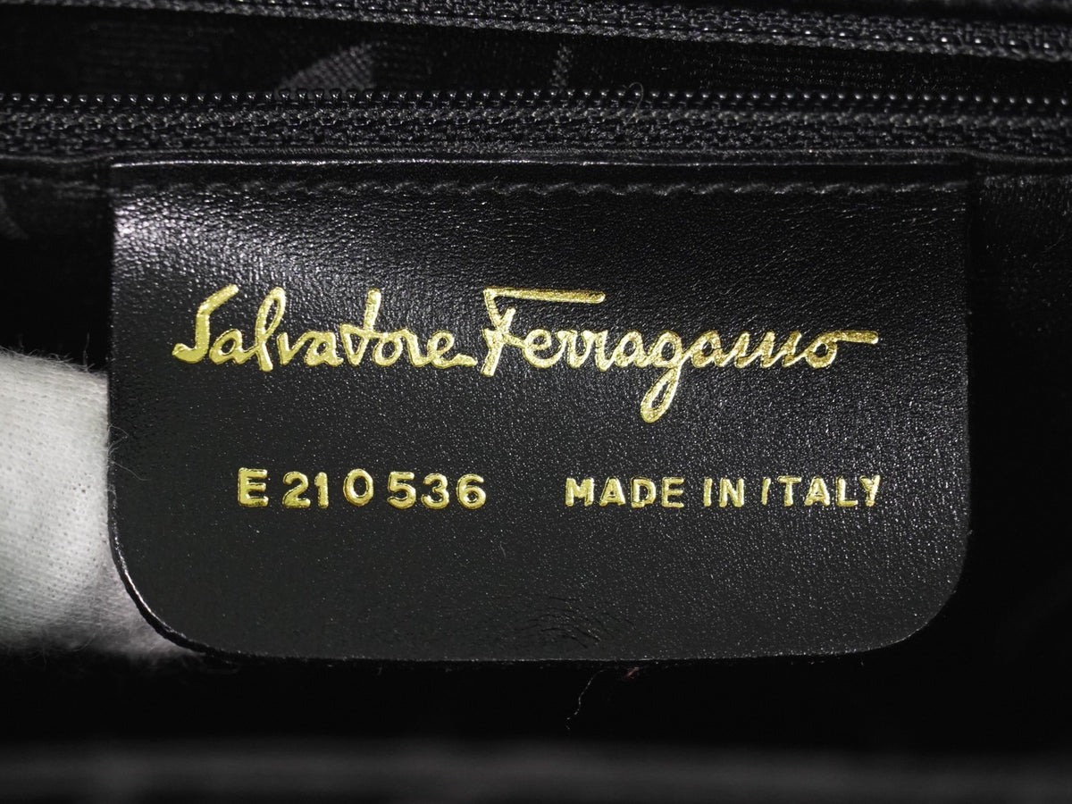 Salvatore Ferragamo Convertible Top Handle Leather Black Leather Handbag (Pre-Owned)