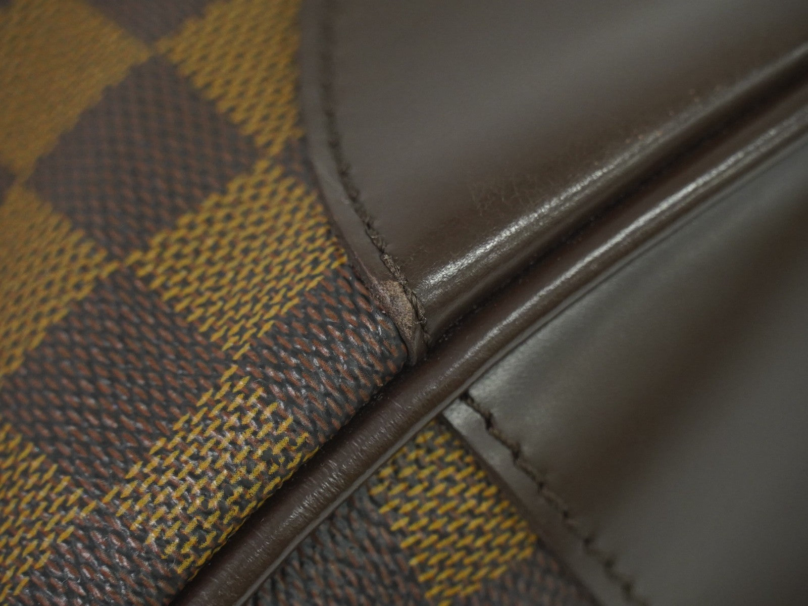 Louis Vuitton Berkeley Damier Brown Canvas Handbag (Pre-Owned)