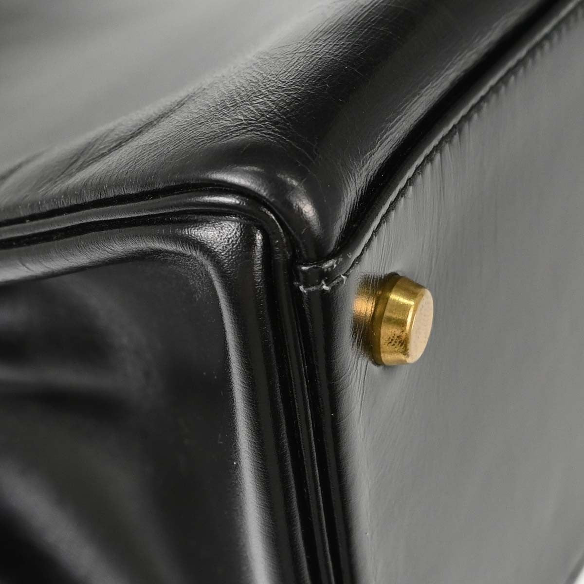Hermes Kelly Black Box Calf With Gold Hardware Black Calfskin Handbag (Pre-Owned)