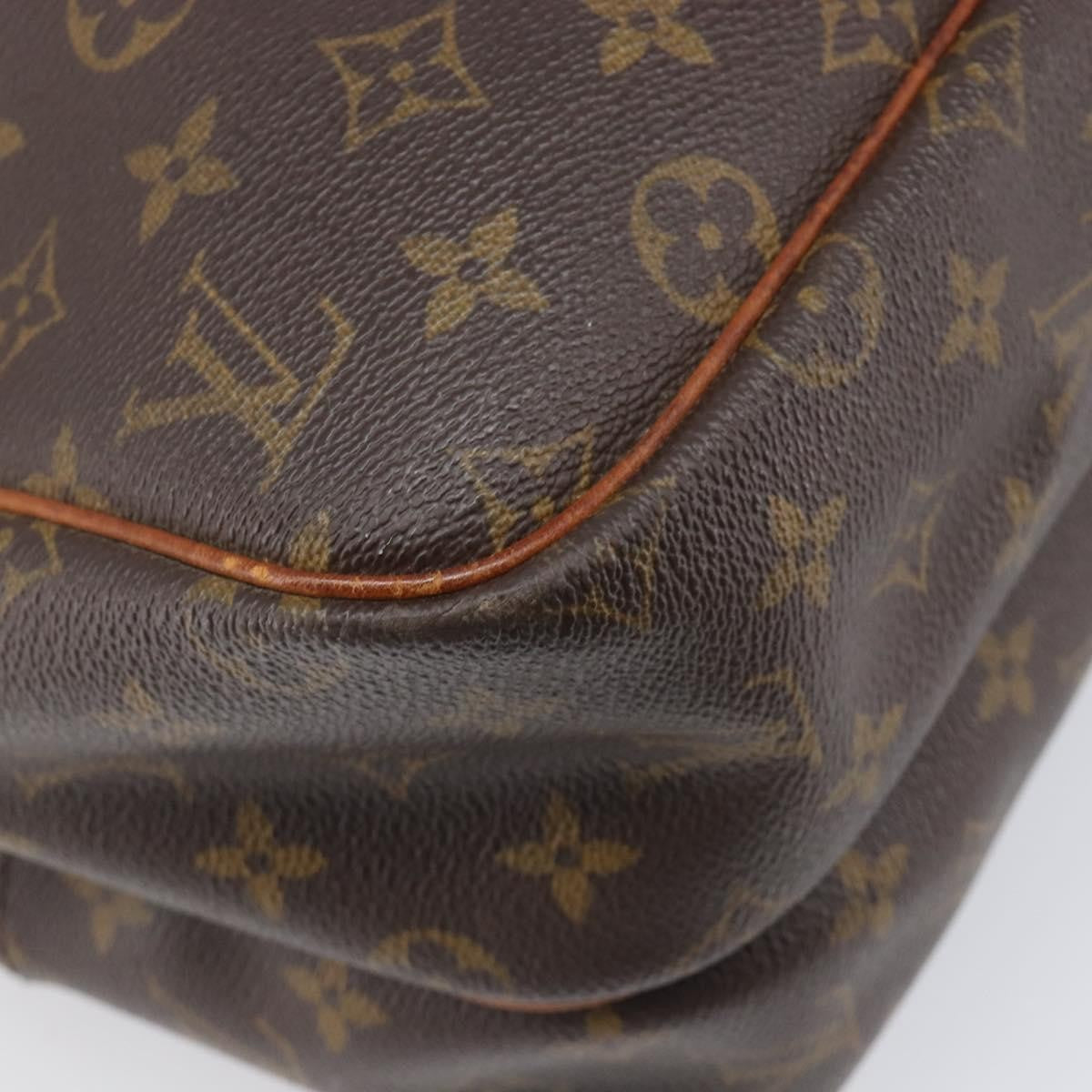 Louis Vuitton Reporter Monogram Brown Canvas Shoulder Bag Bag (Pre-Owned)