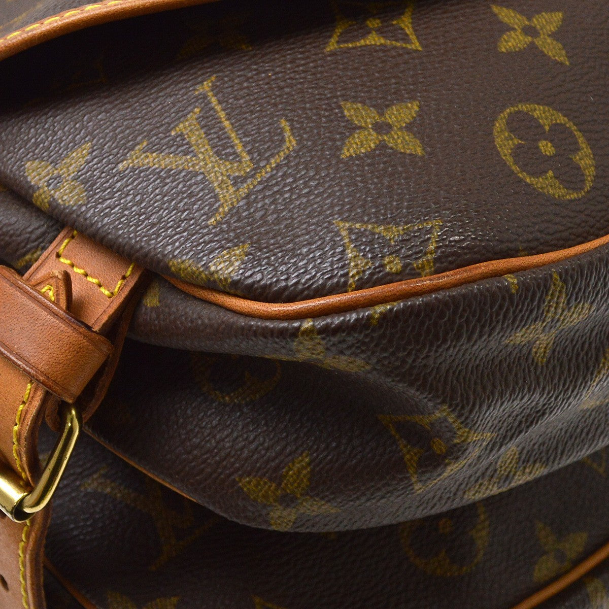 Louis Vuitton Saumur Monogram Canvas Brown Canvas Shoulder Bag Bag (Pre-Owned)