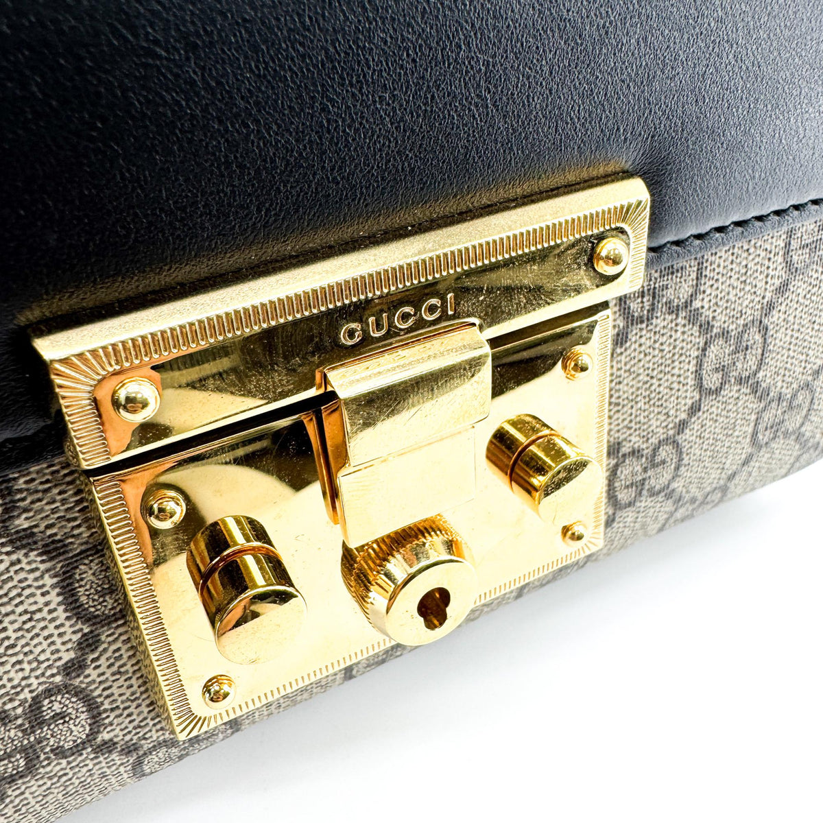 Gucci Padlock Gg Coated Canvas And Leather Brown Canvas Shoulder Bag Bag (Pre-Owned)