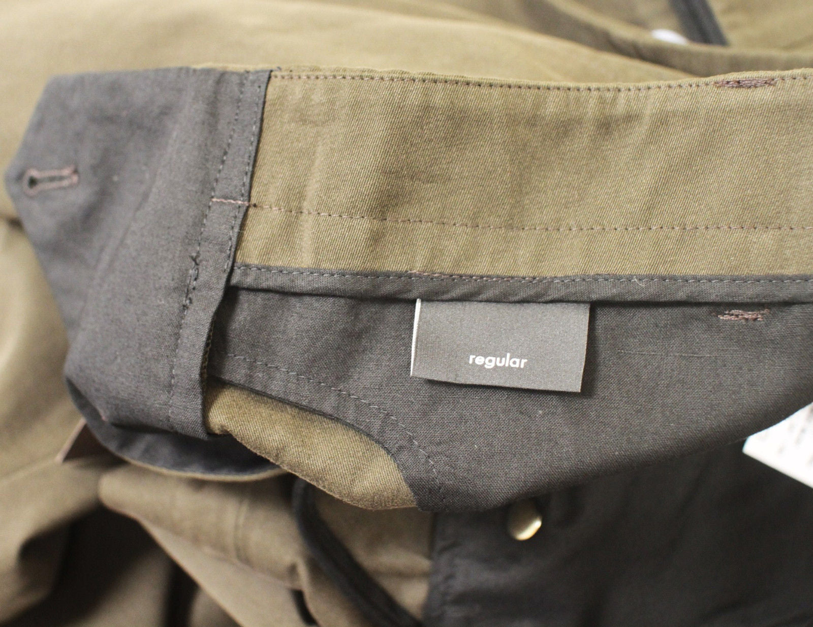 Gucci Men's Brown Dress/Casual Pants (G 46 / US 30)