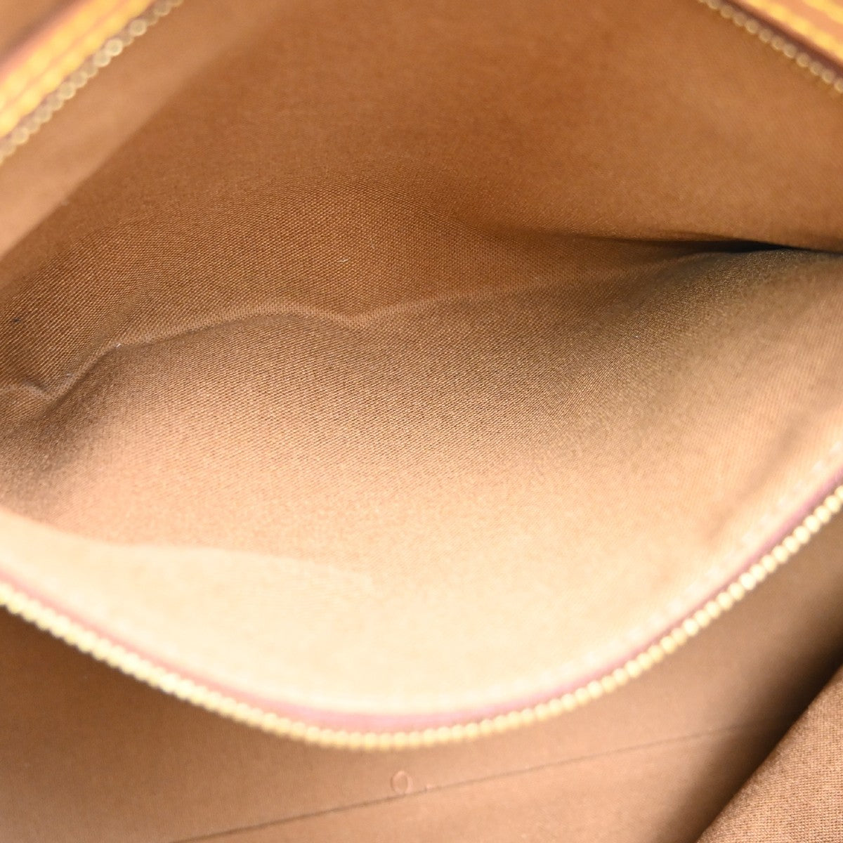 Louis Vuitton Cabas Mezzo Monogram Canvas Brown Canvas Tote Bag Bag (Pre-Owned)