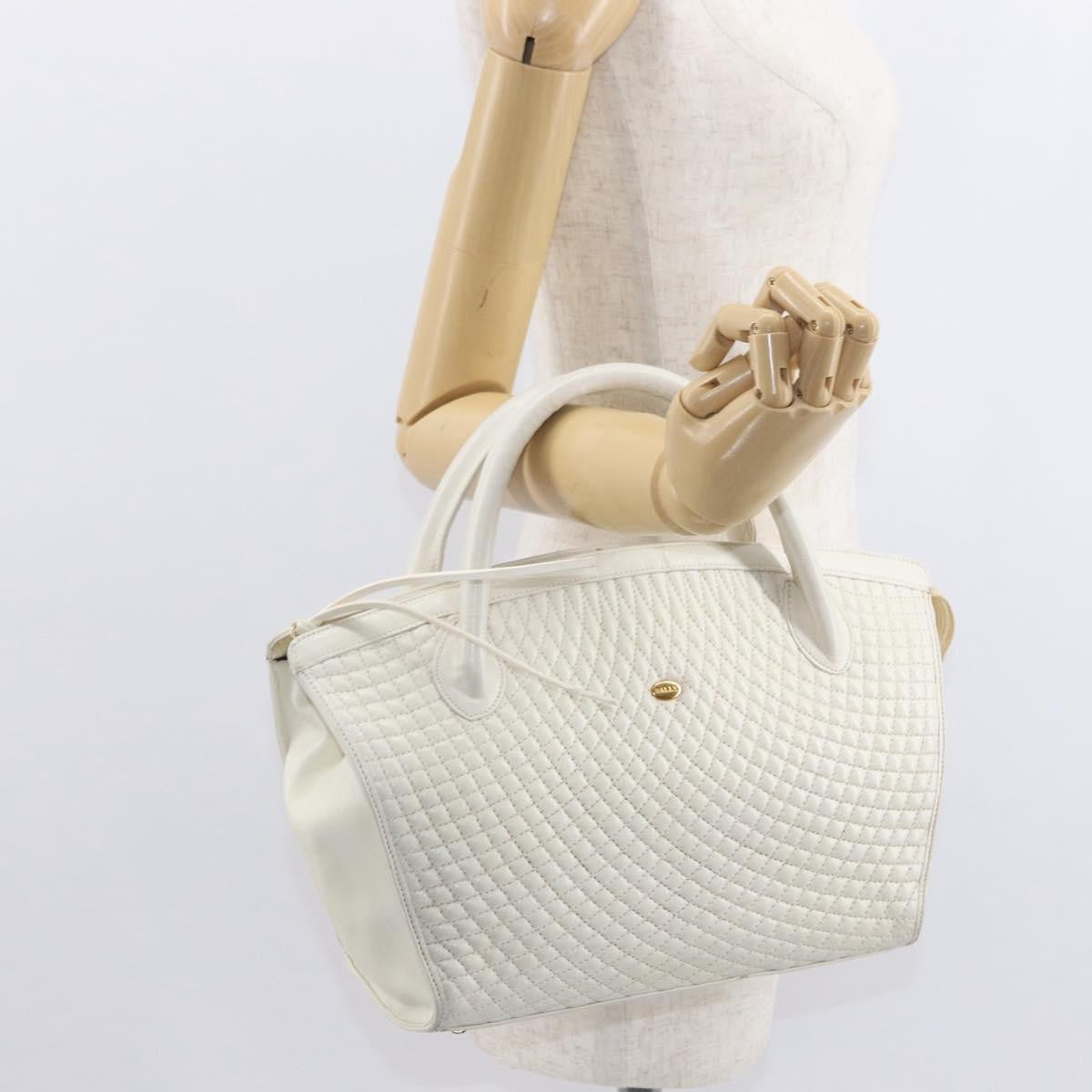 Bally Vintage Quilted Leather White Leather Handbag (Pre-Owned)