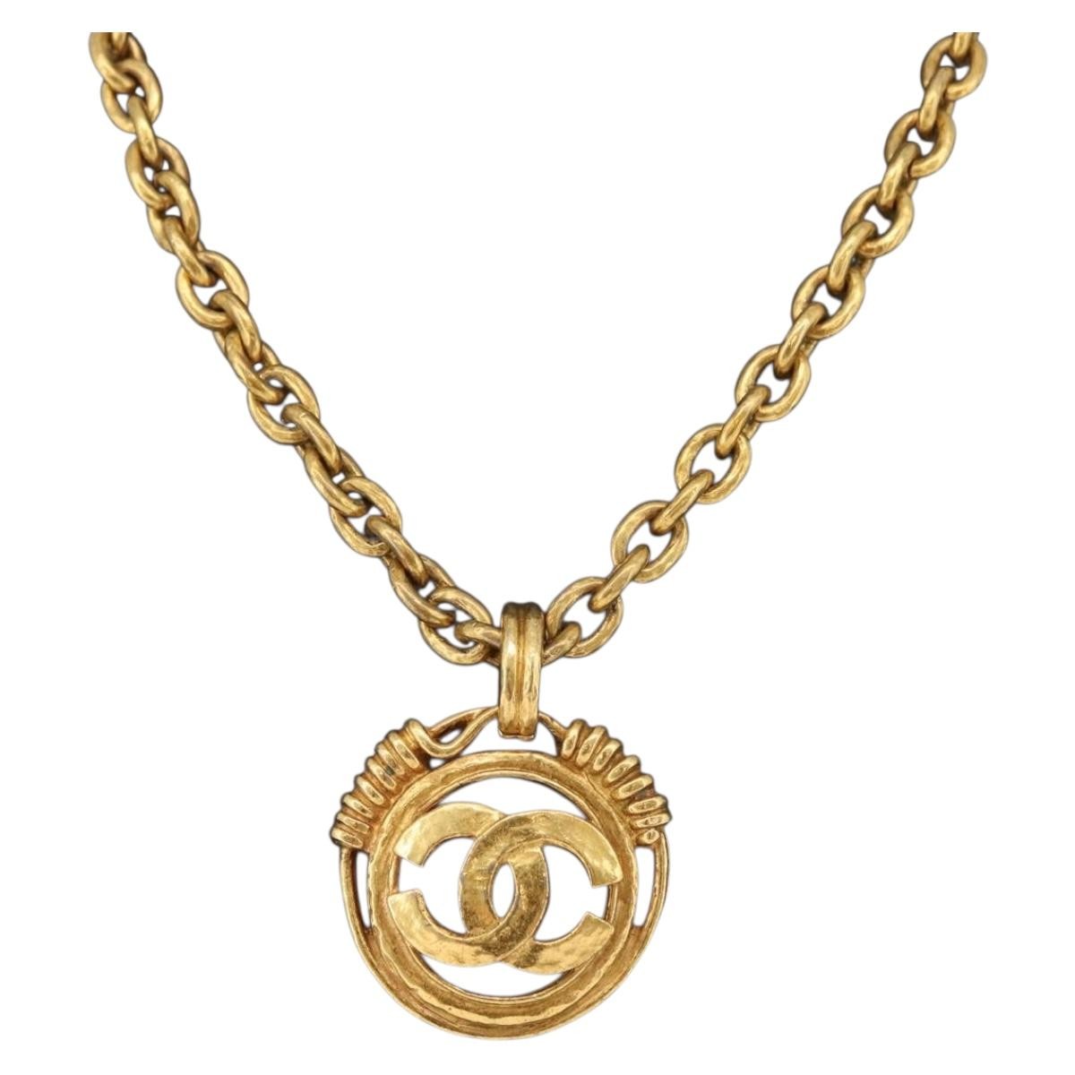 Chanel Cc Pendant Metal Gold Metal Necklace Jewelry (Pre-Owned)