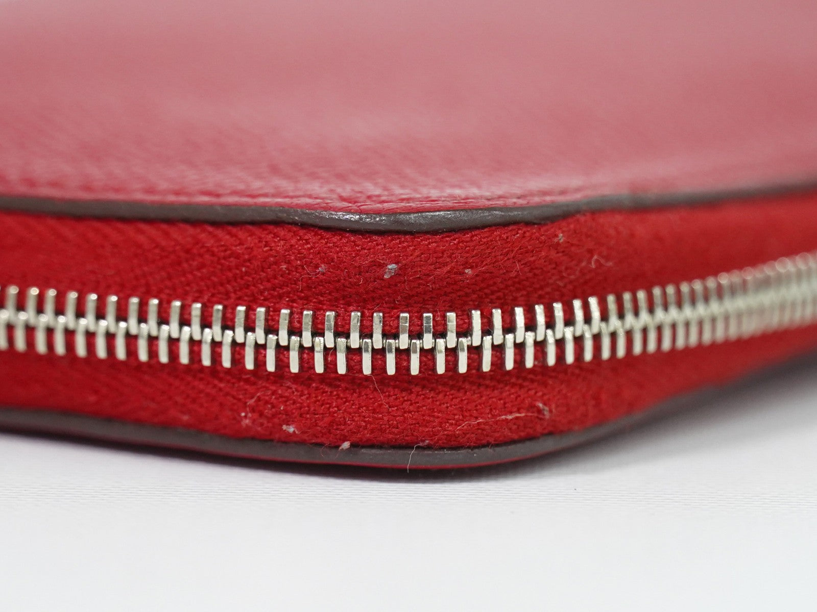 Hermes Azap Zip Around Silk'in Epsom Red Leather Wallets Accessory (Pre-Owned)