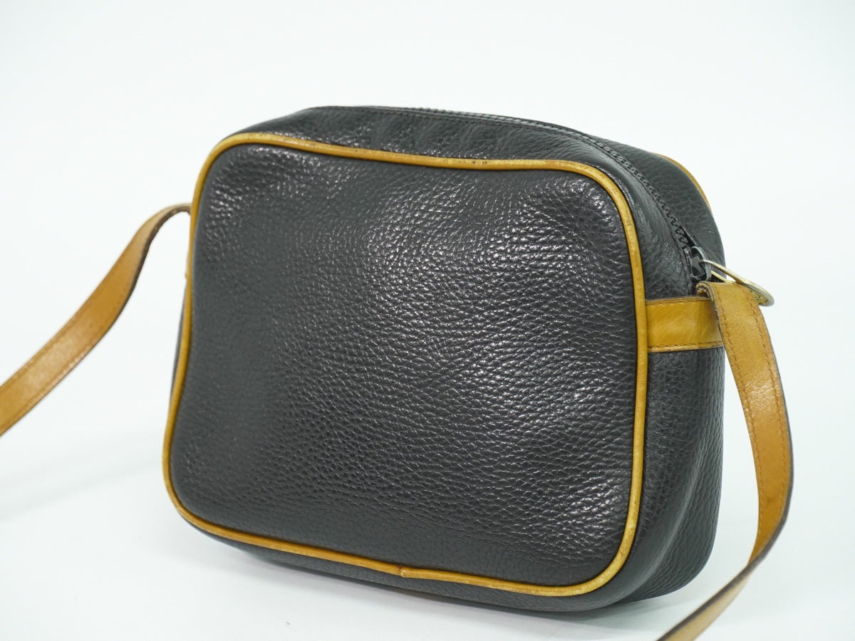 Celine Vintage Leather Black Leather Shoulder Bag Bag (Pre-Owned)