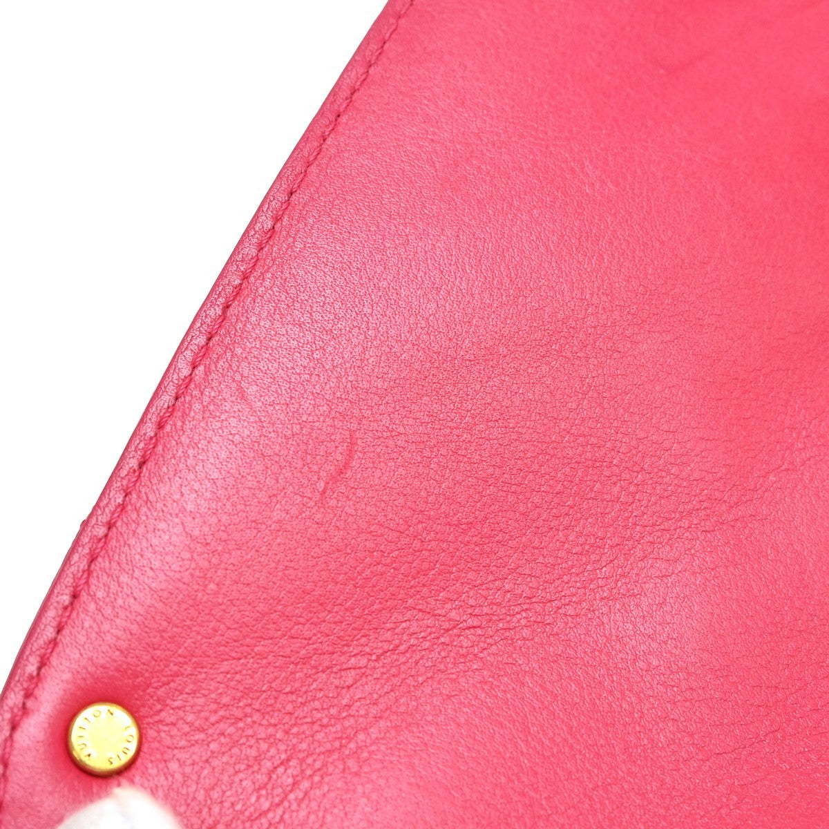Louis Vuitton New Wave Quilted Leather Pink Leather Handbag (Pre-Owned)