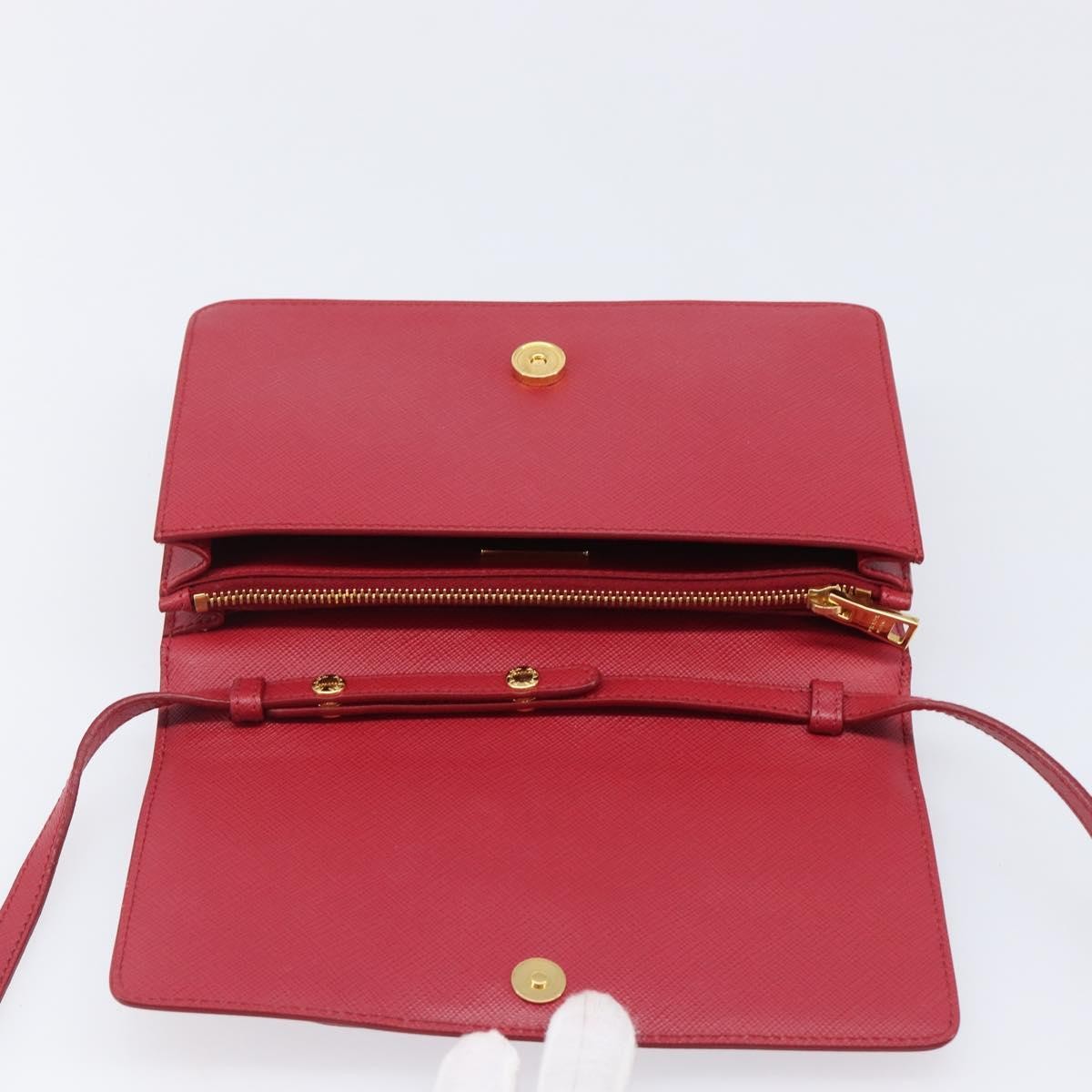 Prada Bow Wallet On Strap Saffiano Leather Red Leather Crossbody Bag Bag (Pre-Owned)