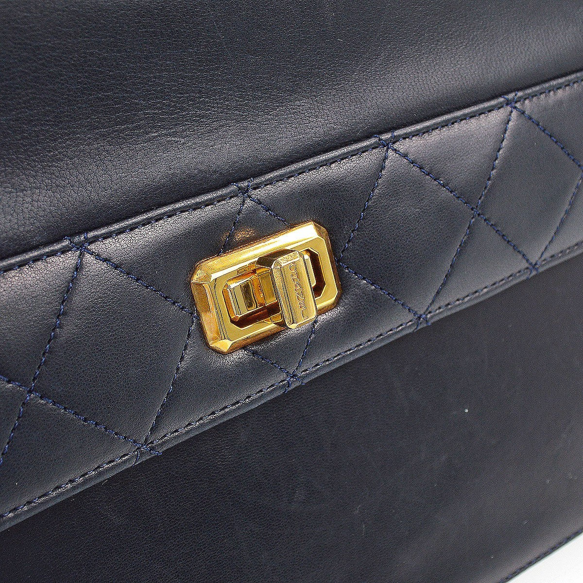 Chanel Vintage Trapezoid Cc Flap Leather Navy Leather Handbag (Pre-Owned)