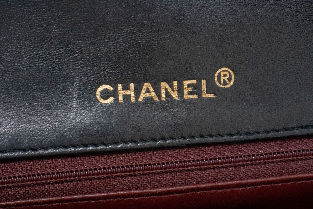 Chanel Vintage Full Flap Quilted Lambskin Black Leather Shoulder Bag Bag (Pre-Owned)
