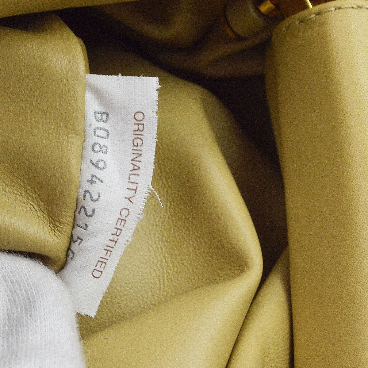 Bottega Veneta The Fringe Leather Beige Leather Clutche & Pouche Bag (Pre-Owned)