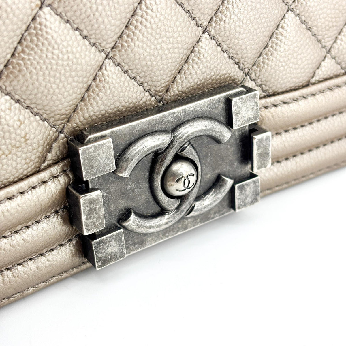 Chanel Boy Flap Quilted Calfskin Metallic Calfskin Shoulder Bag Bag (Pre-Owned)