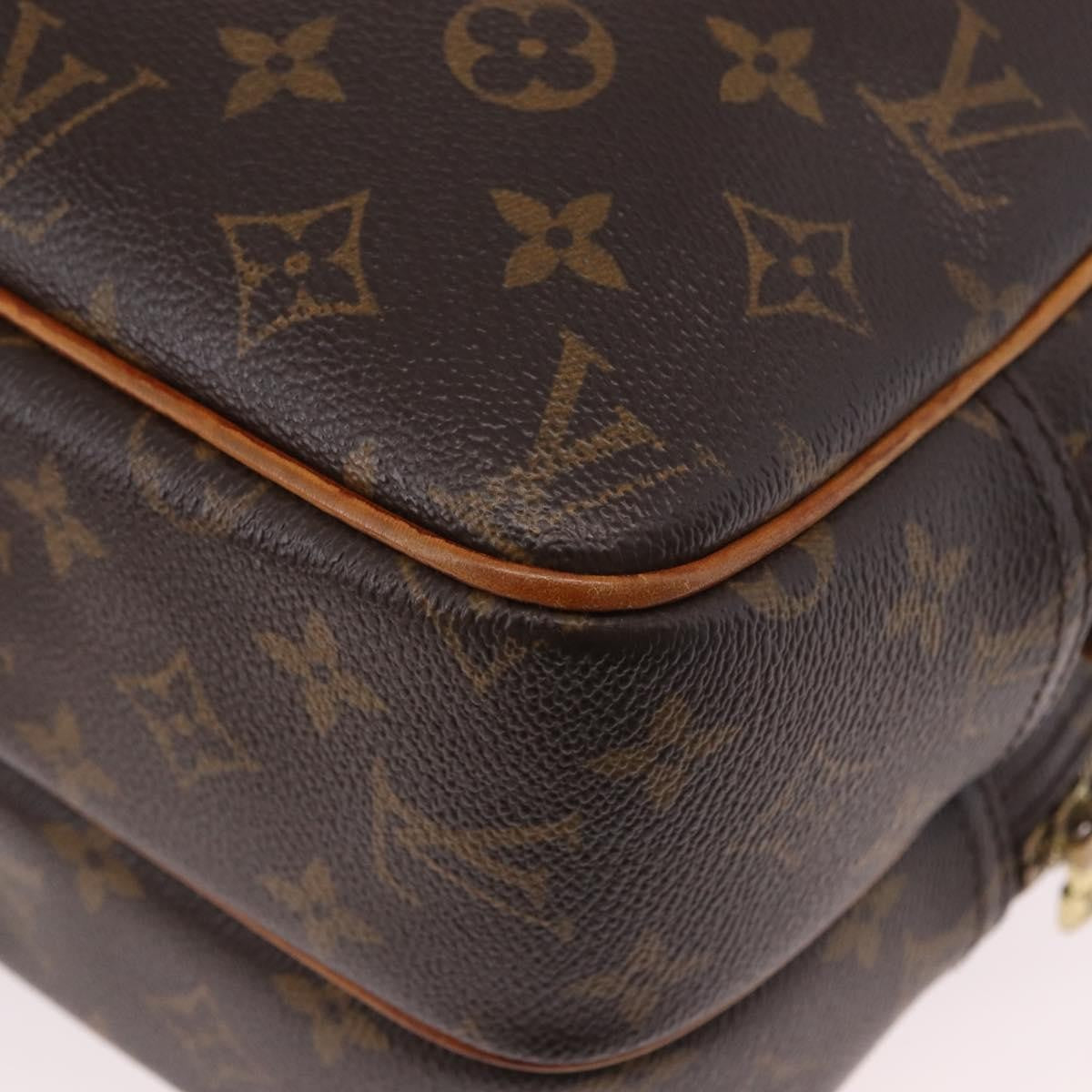 Louis Vuitton Reporter Monogram Brown Canvas Shoulder Bag Bag (Pre-Owned)