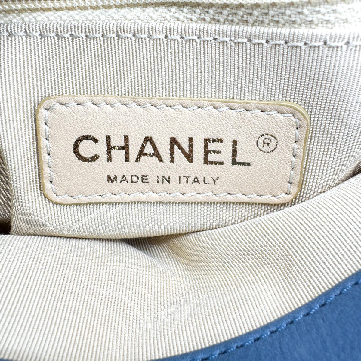 Chanel Cc Crown Flap Quilted Leather Blue Leather Shoulder Bag Bag (Pre-Owned)