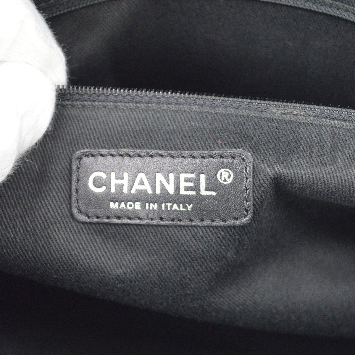 Chanel Wild Stitch Handbag Quilted Calfskin Black Leather Shoulder Bag Bag (Pre-Owned)
