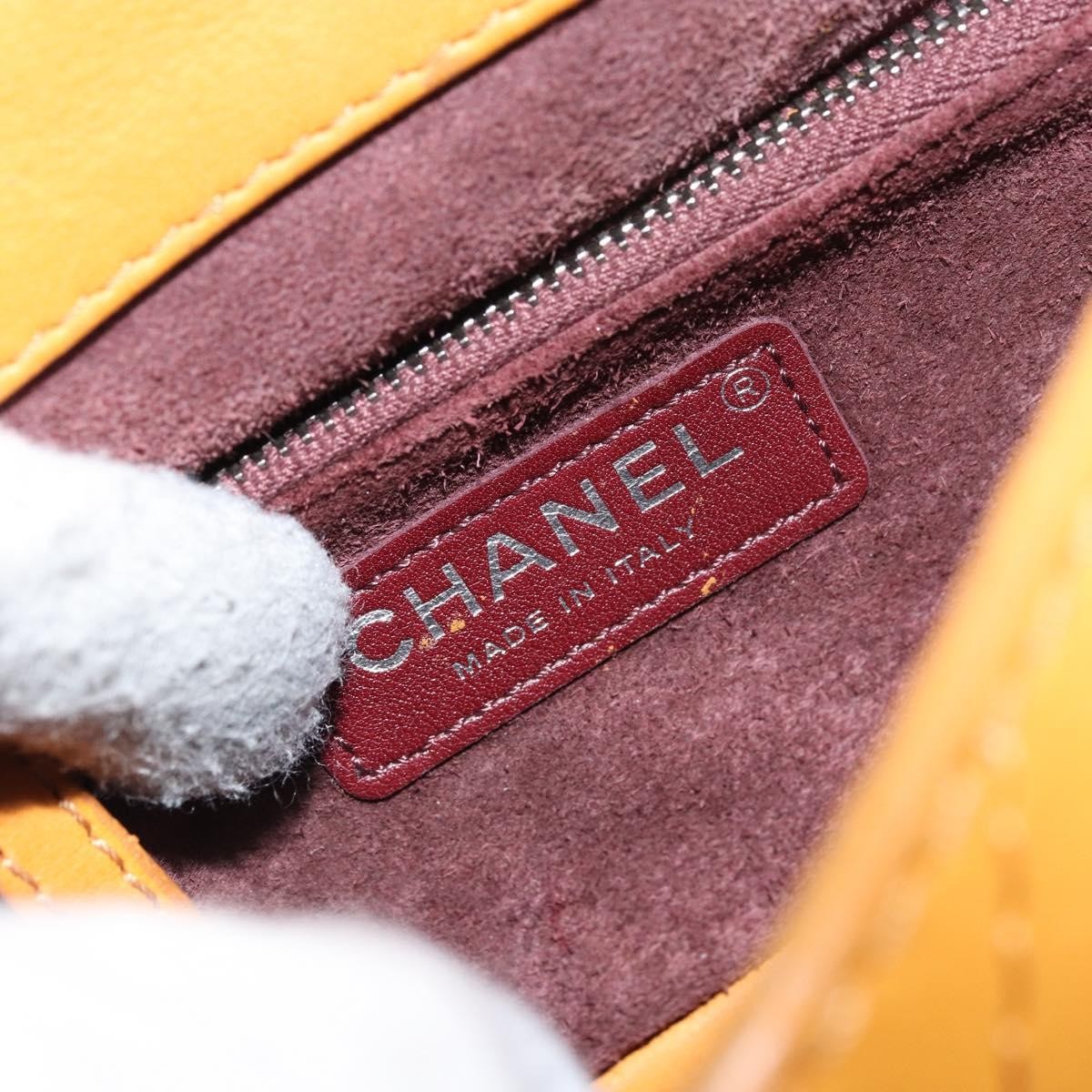 Chanel Chain Flap Quilted Leather Orange Leather Shoulder Bag Bag (Pre-Owned)