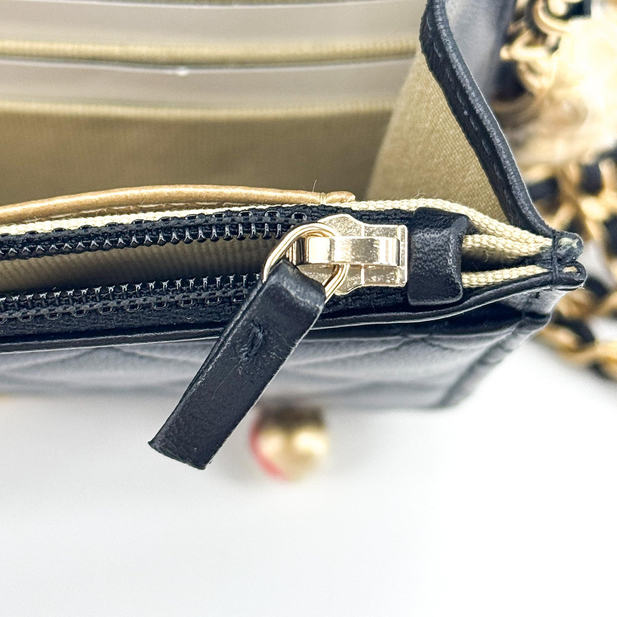 Chanel Pearl Crush Wallet On Chain Quilted Lambskin Black Leather Crossbody Bag Bag (Pre-Owned)