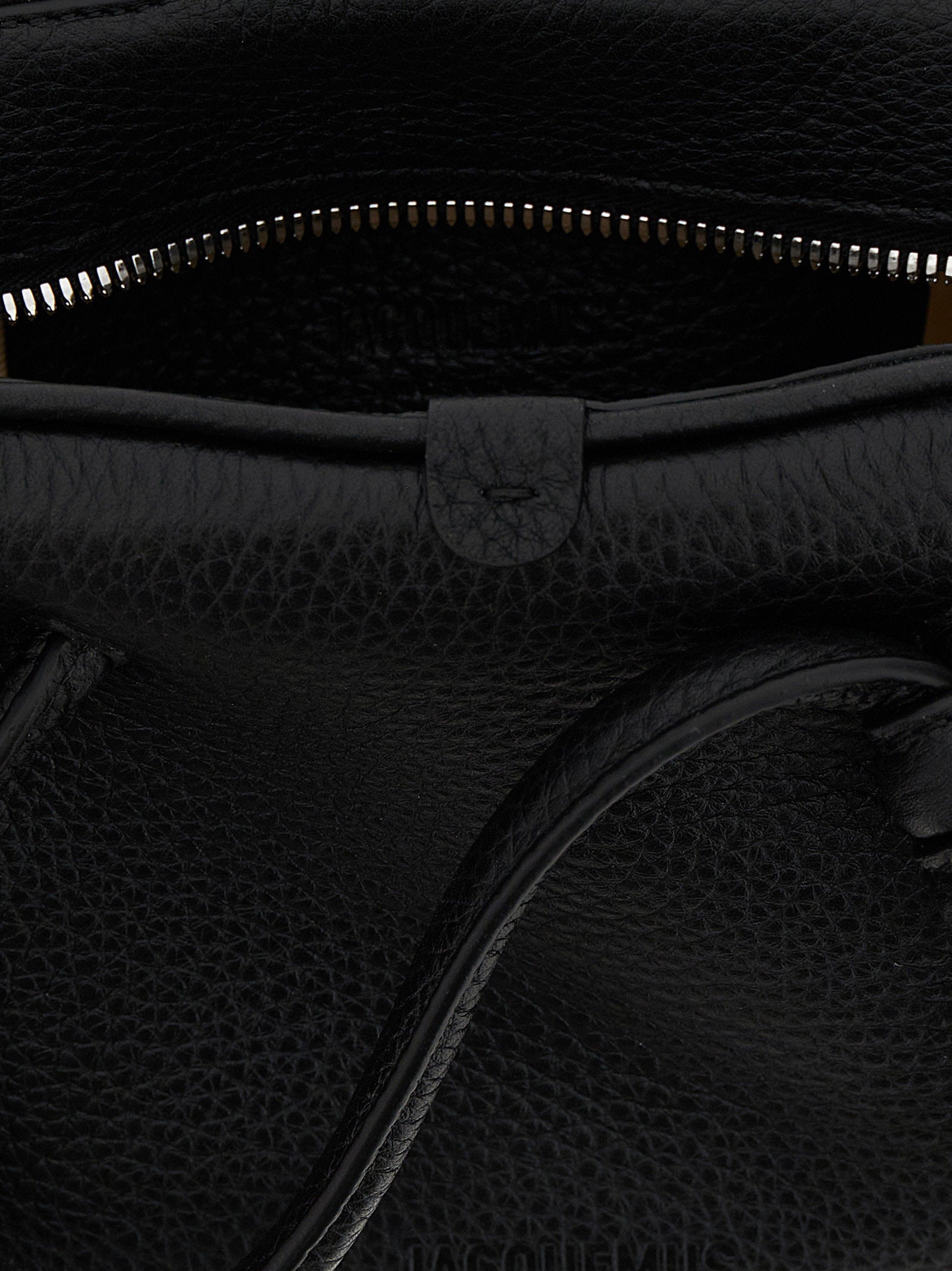 Jacquemus Women's Le Petit Turismo Handbag