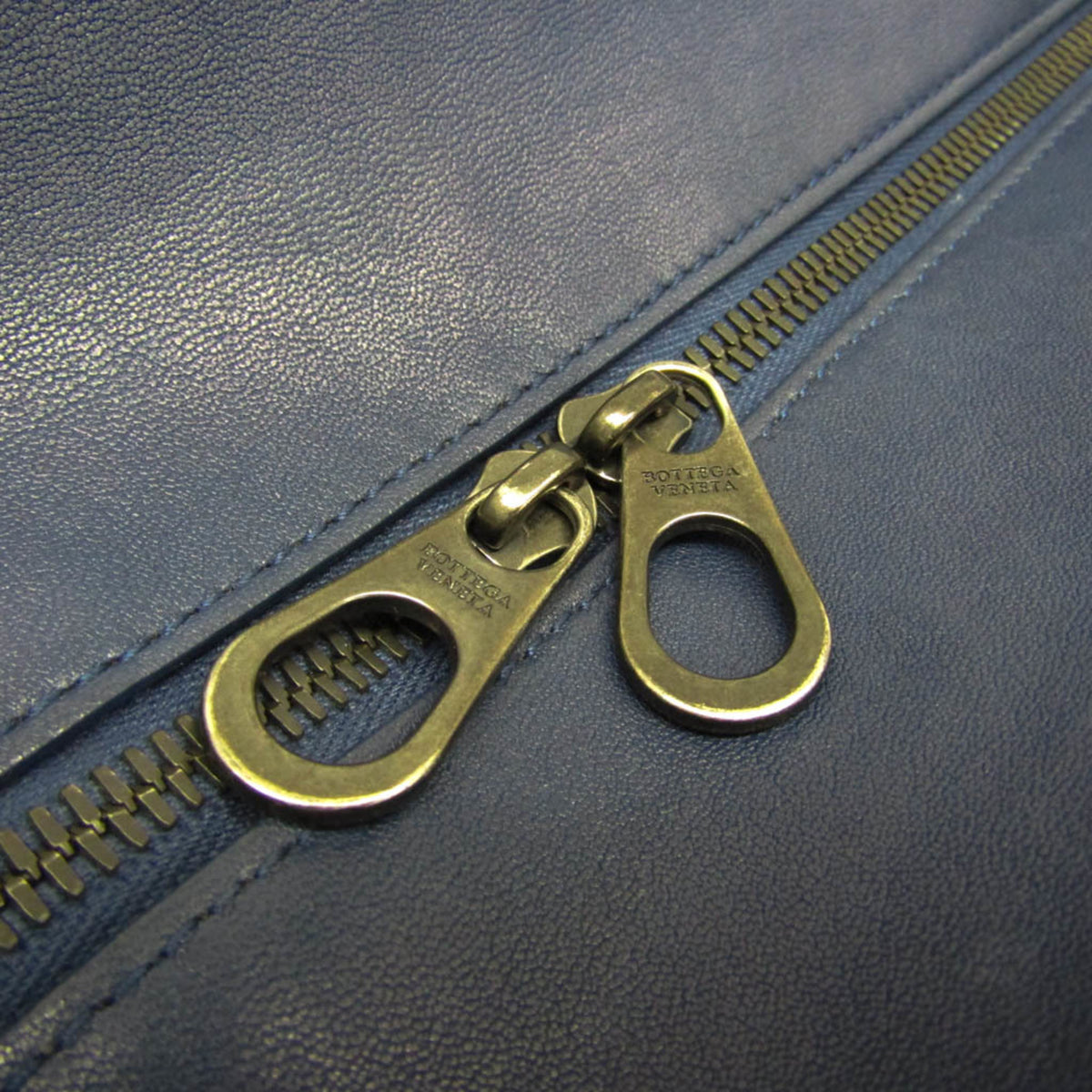 Bottega Veneta Intrecciato Leather Navy Leather Briefcase Bag (Pre-Owned)