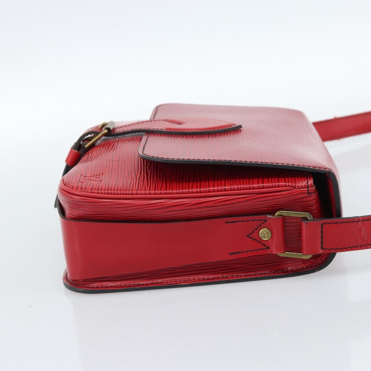 Louis Vuitton Cartouchiere Epi Leather Red Leather Shoulder Bag Bag (Pre-Owned)