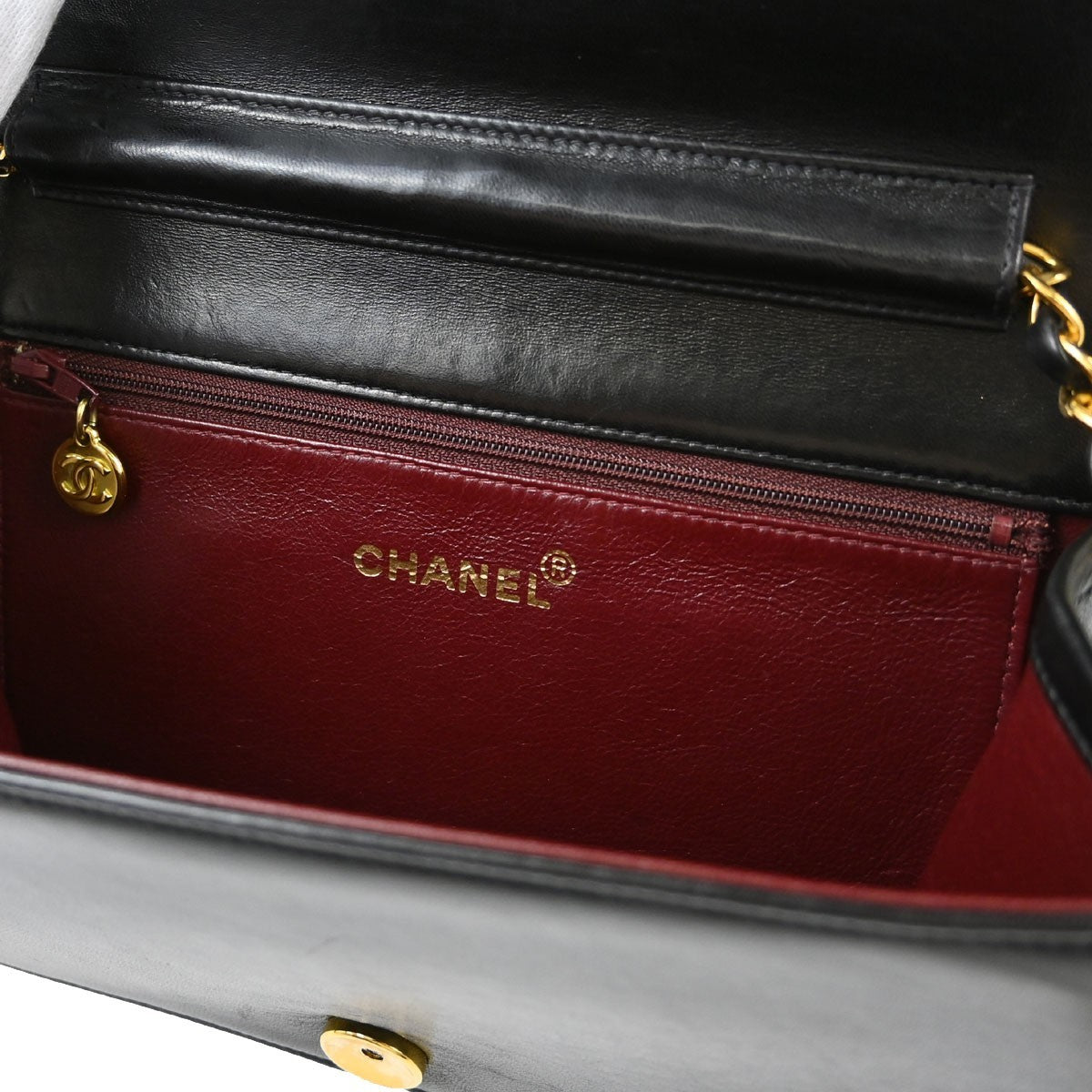 Chanel Vintage Full Flap Quilted Lambskin Black Leather Shoulder Bag Bag (Pre-Owned)