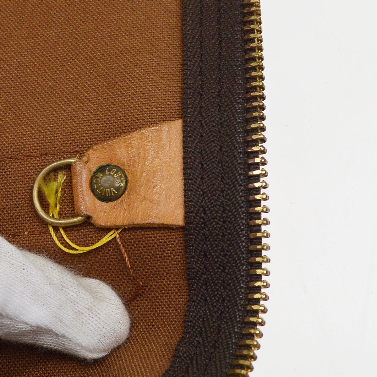 Louis Vuitton Keepall Monogram Canvas Brown Canvas Travel Bag Bag (Pre-Owned)