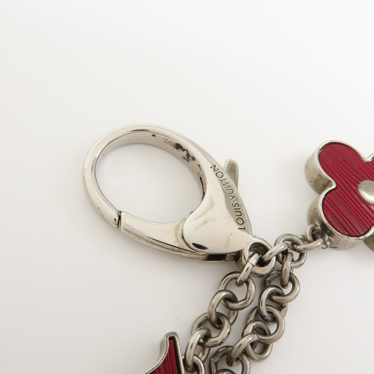 Louis Vuitton Fleur D'epi Bag Charm Resin And Brass Burgundy Metal Charms And Keychains Accessory (Pre-Owned)