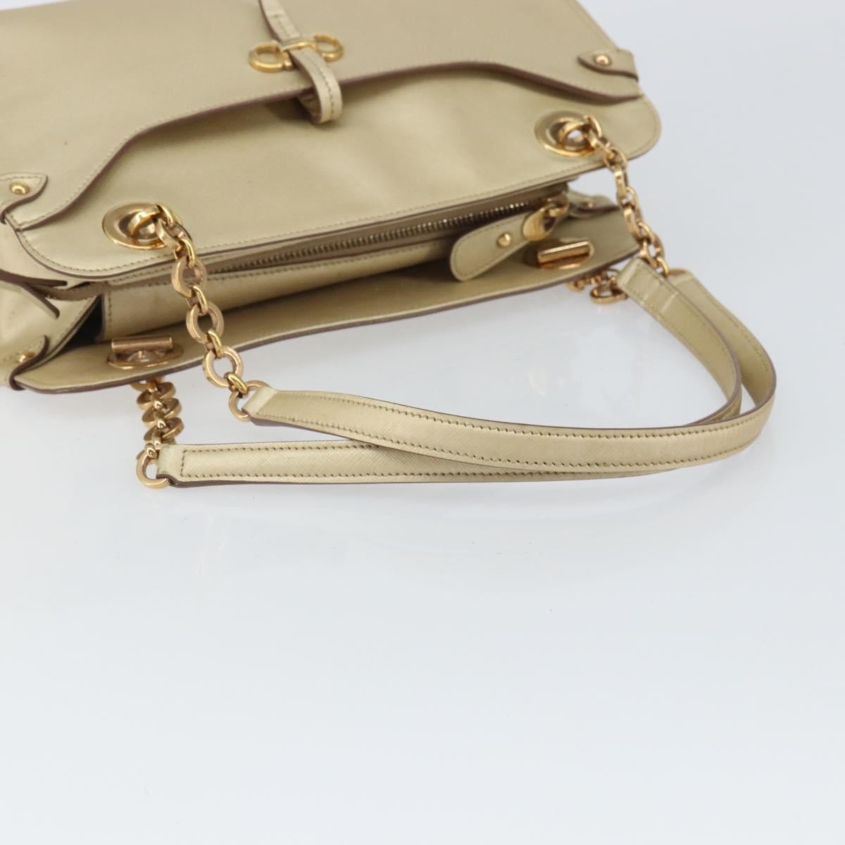 Salvatore Ferragamo Gancini Leather Gold Leather Shoulder Bag Bag (Pre-Owned)