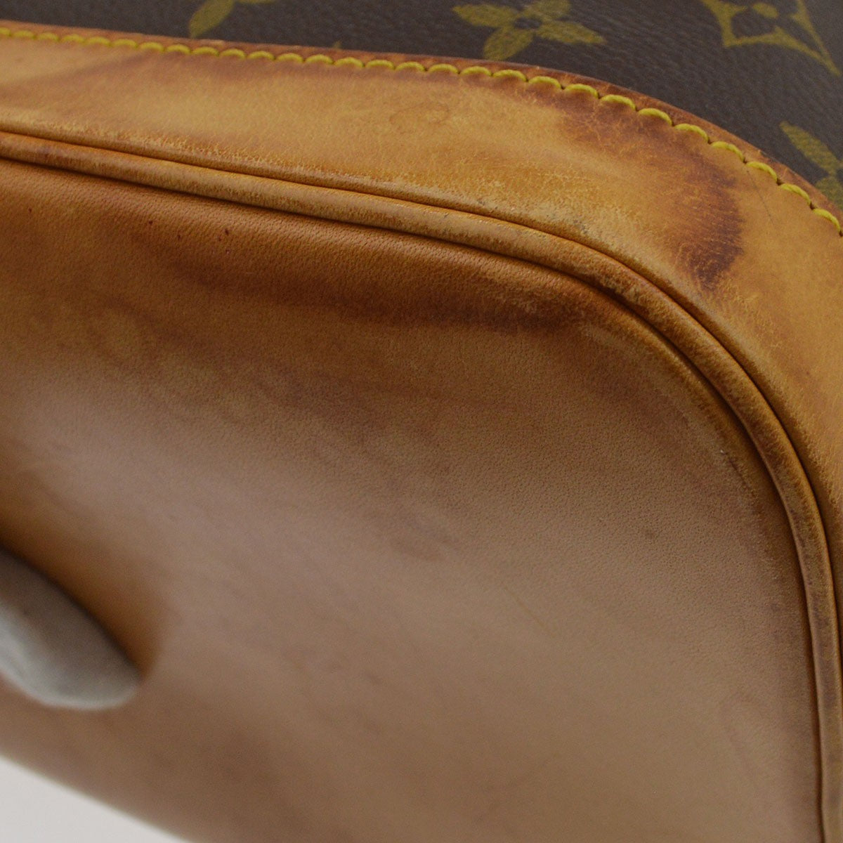 Louis Vuitton Alma Monogram Canvas Brown Canvas Handbag (Pre-Owned)