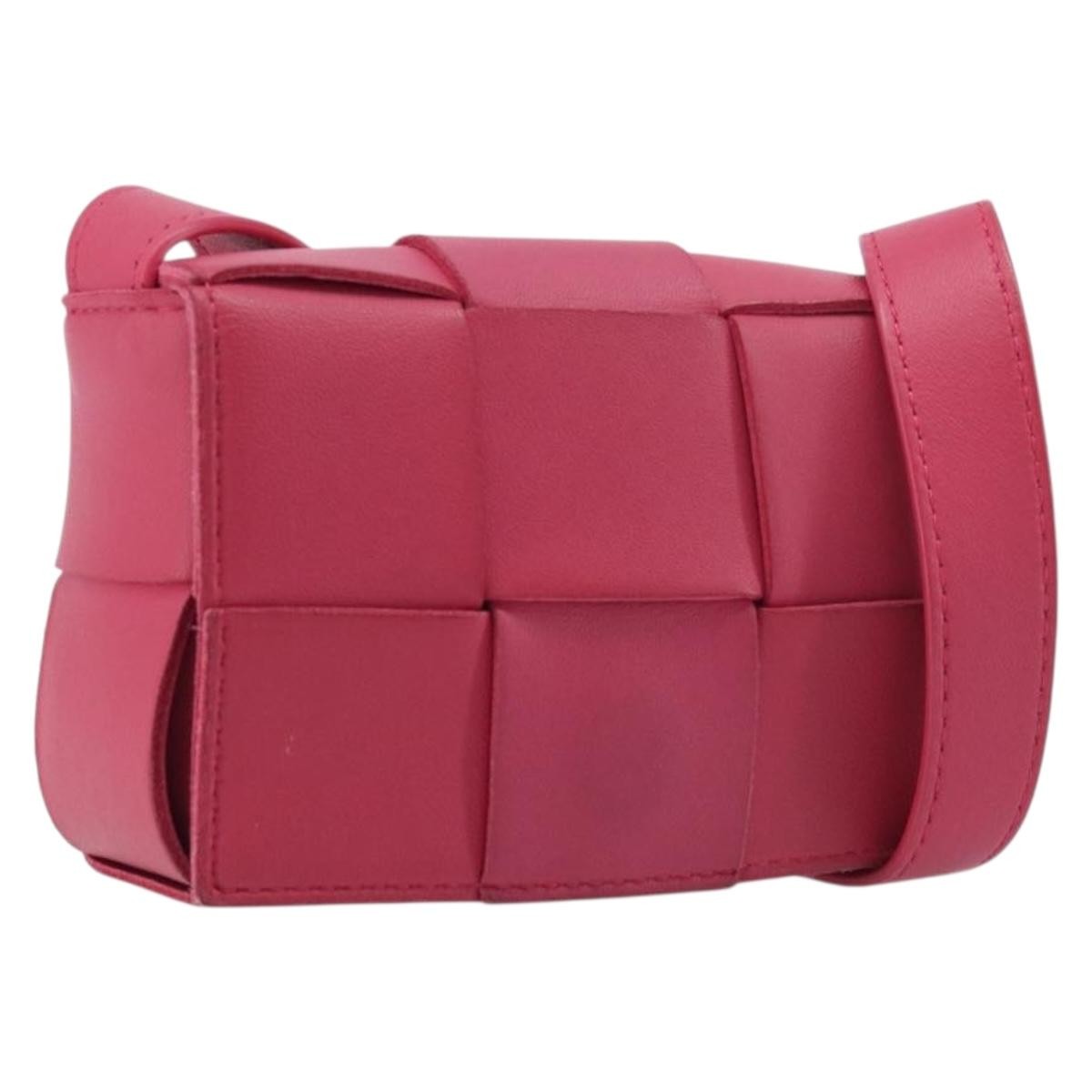 Bottega Veneta Cassette Maxi Intrecciato Leather Pink Leather Crossbody Bag Bag (Pre-Owned)