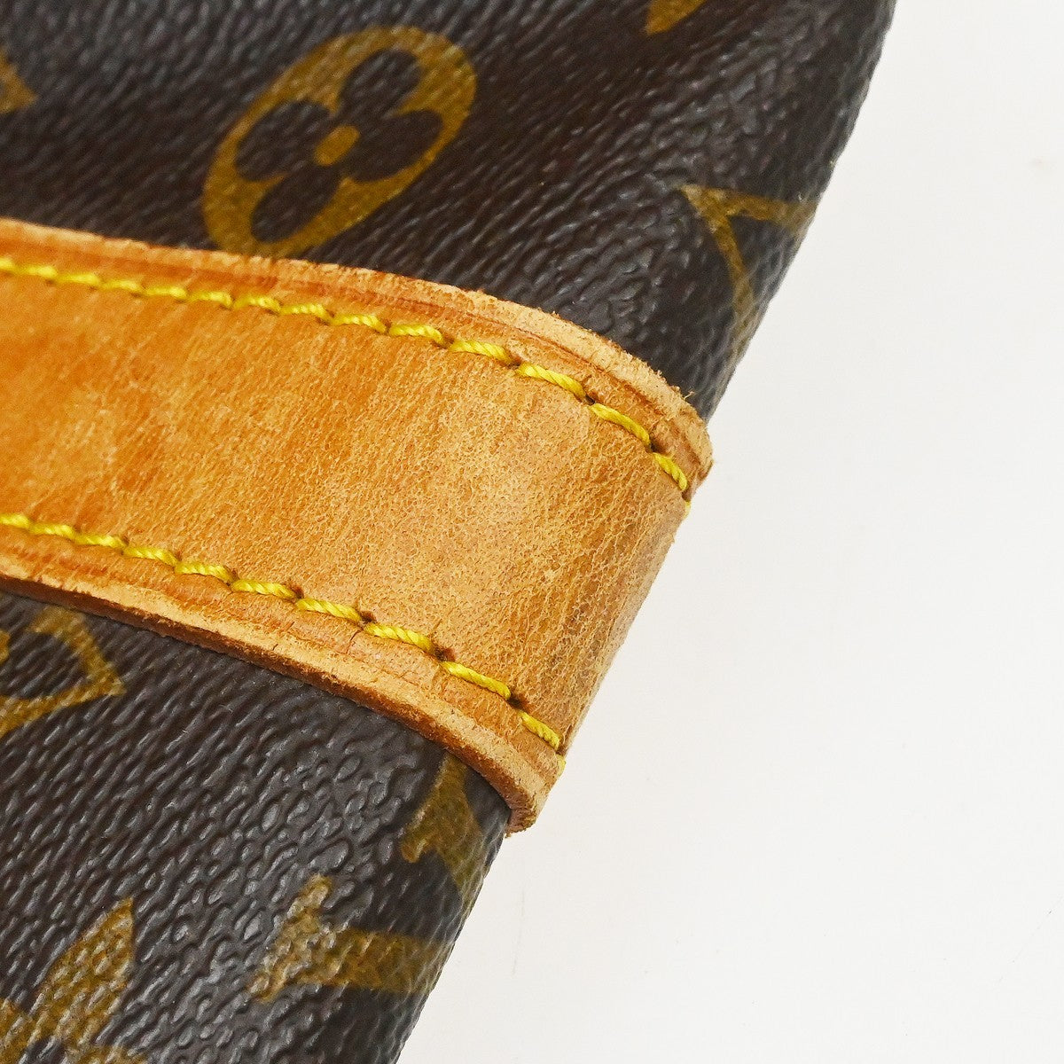 Louis Vuitton Keepall Monogram Brown Canvas Travel Bag Bag (Pre-Owned)