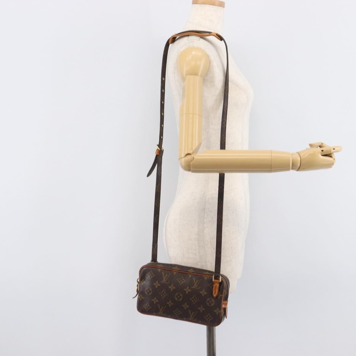 Louis Vuitton Pochette Marly Bandouliere Monogram Canvas Brown Canvas Handbag (Pre-Owned)