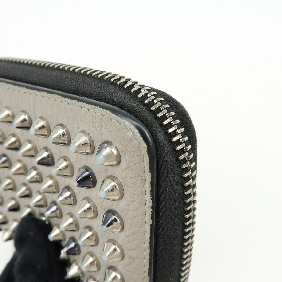Christian Louboutin Panettone Coin Purse Spiked Leather Beige Leather Wallets Accessory (Pre-Owned)