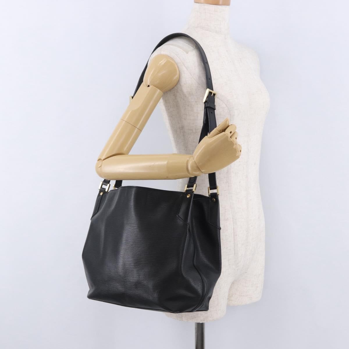 Louis Vuitton Mandara Epi Black Leather Shoulder Bag Bag (Pre-Owned)