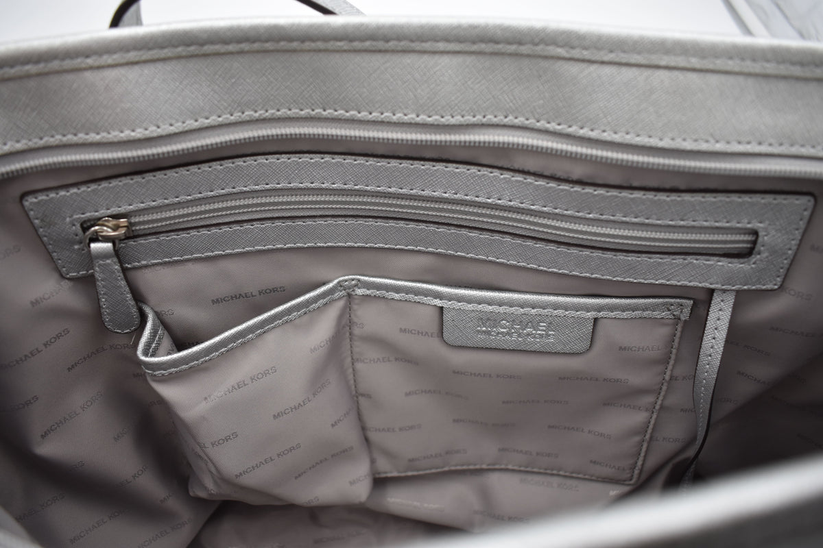 Michael Kors Jet Set Travel Silver Medium Top-Zip Tote Bag (Pre-Owned)