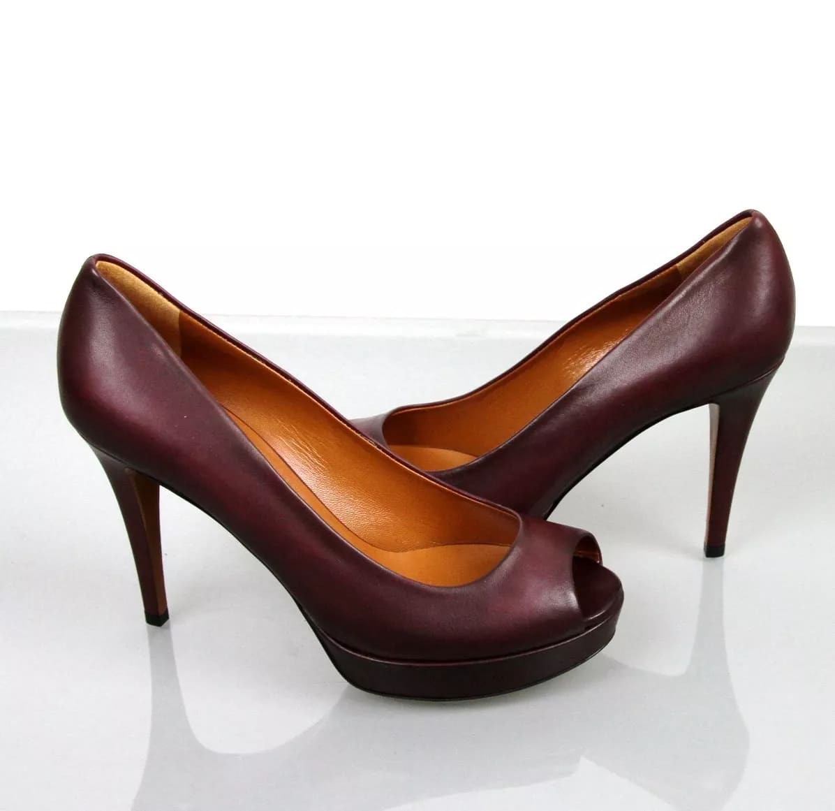 New Authentic GUCCI Betty Open-Toe Platform Pump SHOES Plum 8