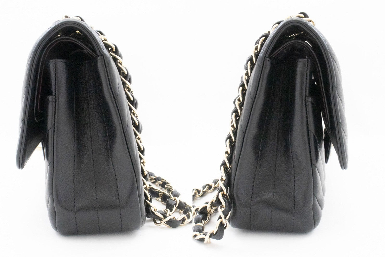 Chanel Timeless - Classic Double Flap Chevron Lambskin Black Leather Shoulder Bag Bag (Pre-Owned)