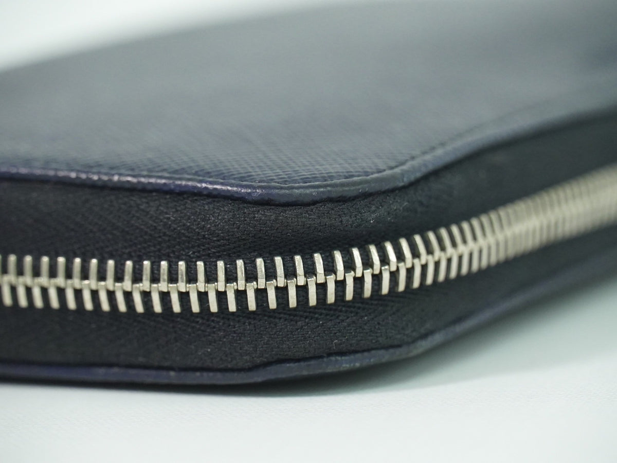 Prada Saffiano Leather Navy Leather Wallets Accessory (Pre-Owned)