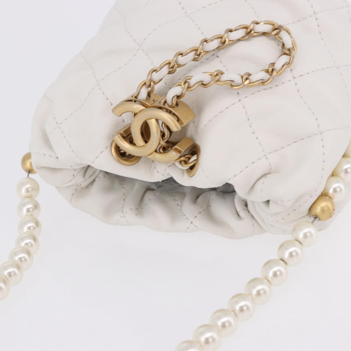 Chanel About Pearls Bucket Quilted Calfskin White Leather Shoulder Bag Bag (Pre-Owned)