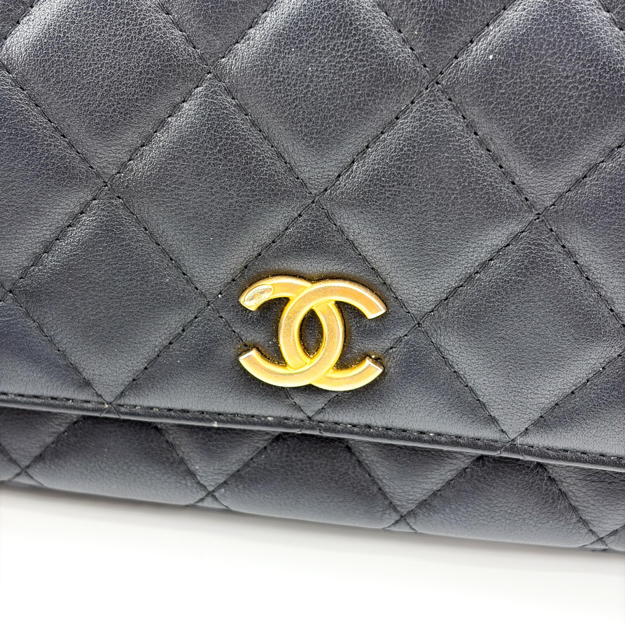 Chanel Wallet On Chain Shoulder Bag Chevron Patent Black Leather Shoulder Bag Bag (Pre-Owned)